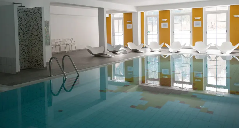 Parkhotel Sole Paradiso Drei Zinnen Dolomites Italy Swimming Pool (4)