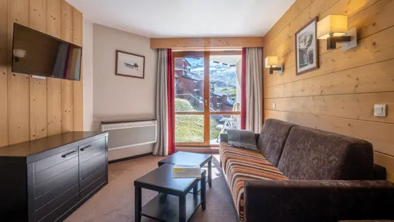 One Bedroom Apartment