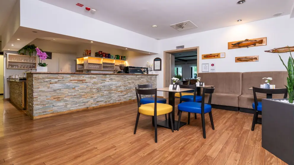 Hotel Jezero Hotel Bar [5]