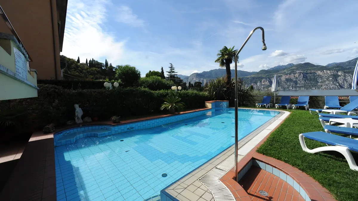 Hotel Cristallo Malcesine Swimming Pool