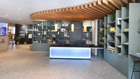 Hotel Plan B Reception