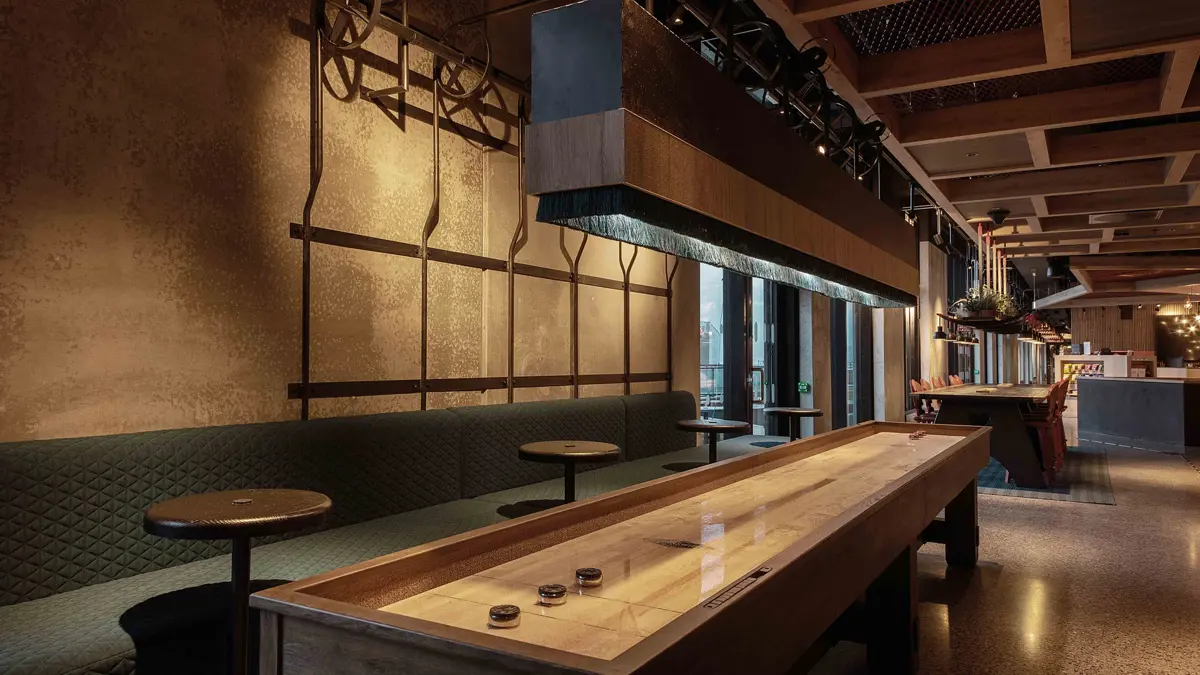 Scandic Voss Bar Haik Shuffleboard 1