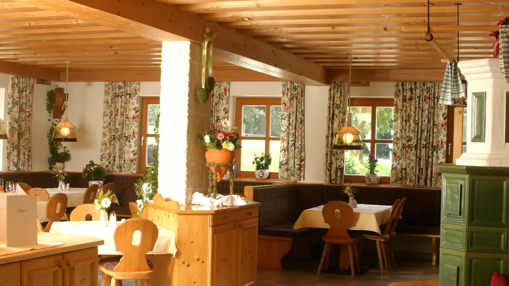 Hotel Hammerhof Filzmoos Restaurant [1]