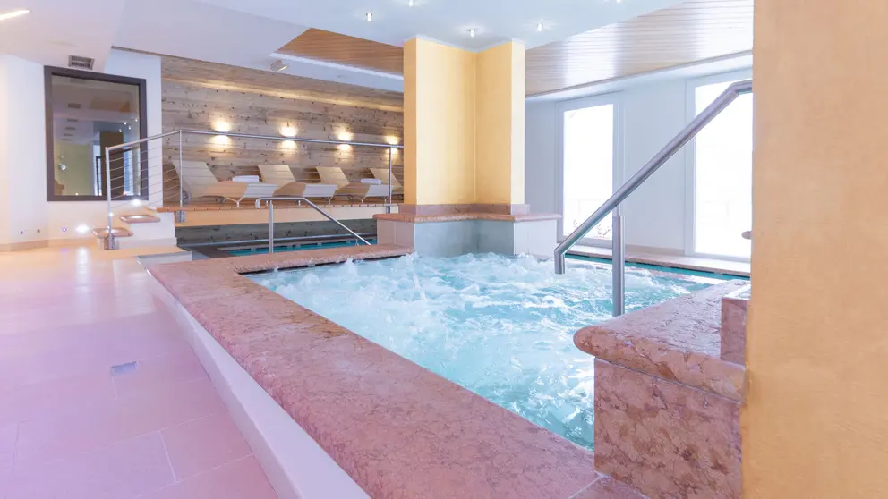 Hotel Ideal SPA 18 [2]