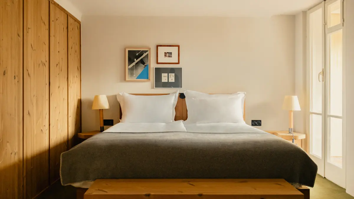 Grand Hotel Belvedere Wengen Deluxe Bedroomjpg