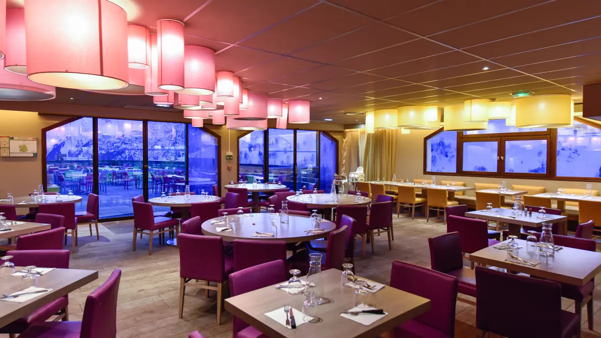 Village Club Soleil Les Deux Alpes Restaurant 2