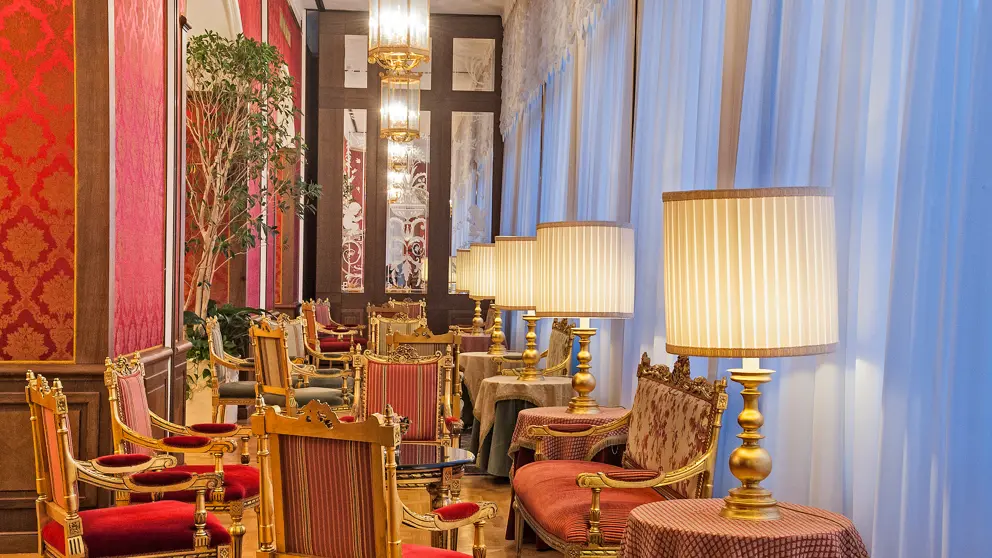 Hotel Regina Palace, Stresa, Lake Maggiore, Bar Lounge [3]