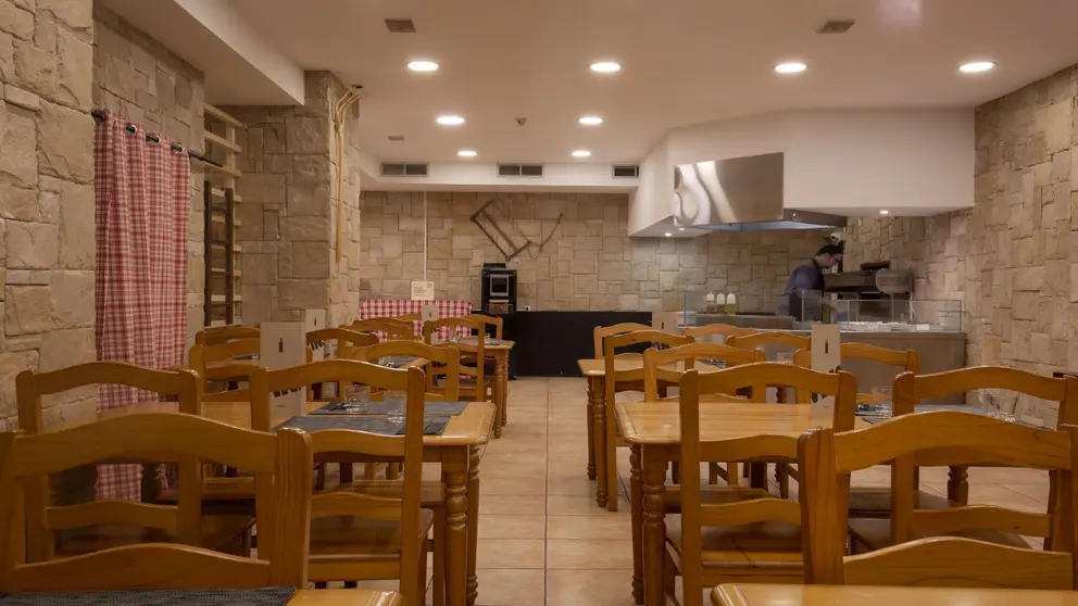 Restaurant [3]