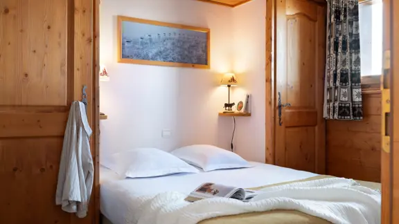 Two bedroom mountain view apartment