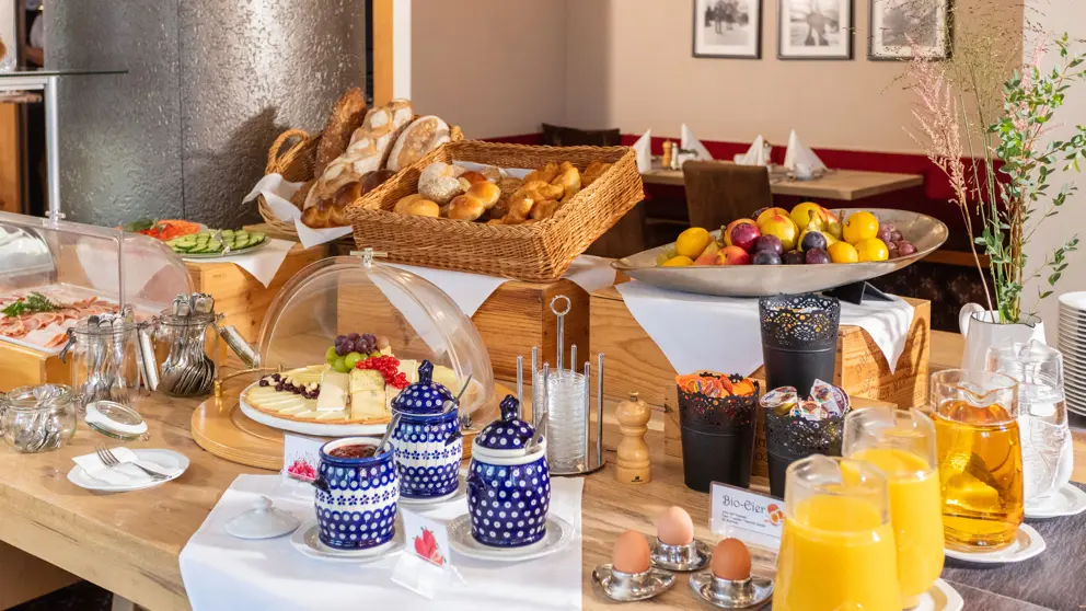 Hotel Sport Klosters Breakfast Food Buffet [2]