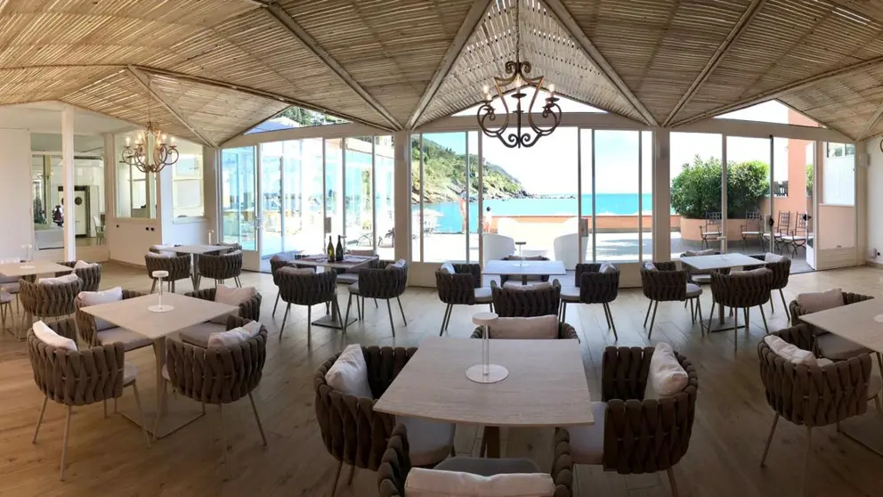 Hotel Miramare Liguria Dining Room [4]