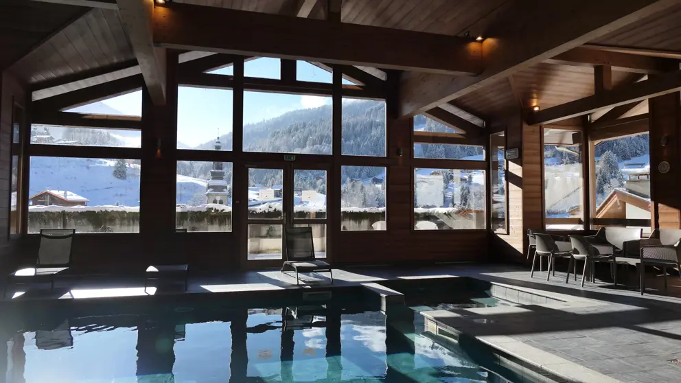 Residence Les Grandes Alpes La Clusaz Pool 2 [4]