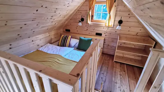 Glamping pod mezzanine