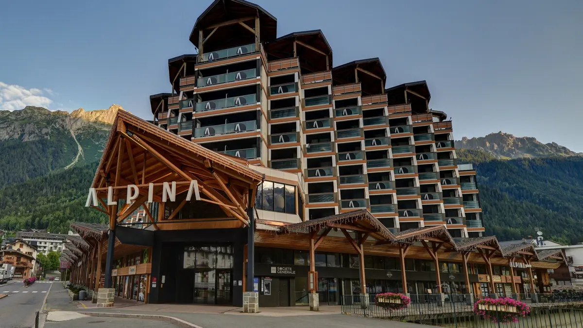Hotel Alpina Chamonix Exterior
