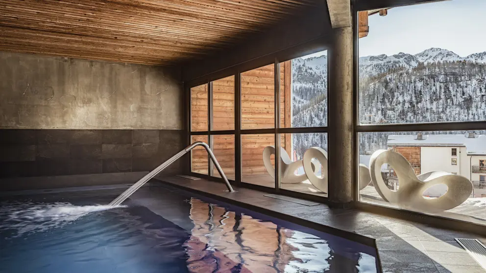 Hotel Anova Montgenevre .Spa Pool [3]