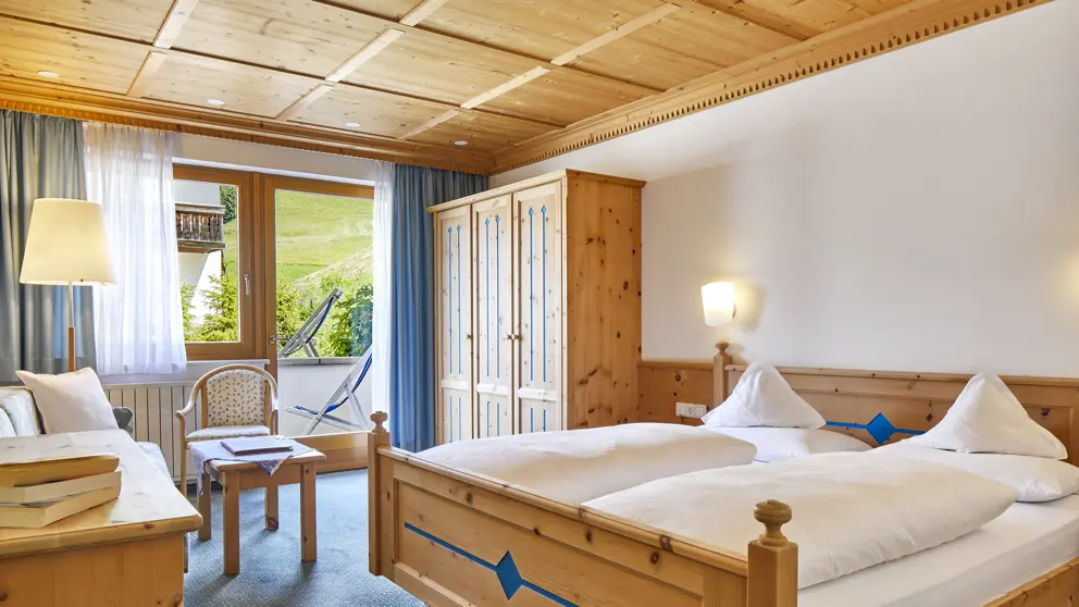 Inghams Italy Dolomites Corvara Sporthotel Panorama Double Room [9]