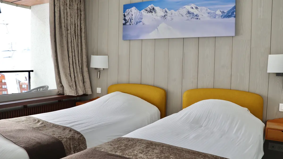 Hotel Val Chaviere Val Thorens Twin Bedroom