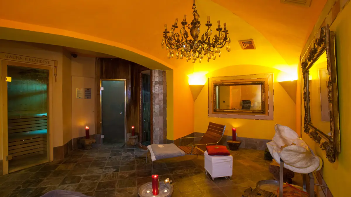 Inghams Italy Aosta Vally Cervinia Hotel Punta Maquignaz Spa.Jpg