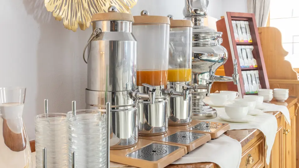 Hotel Erzberg Zurs Arlberg Austria Breakfast Buffet [9]
