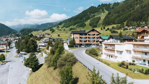 Hotel Nassereinerhof Exterior Shot