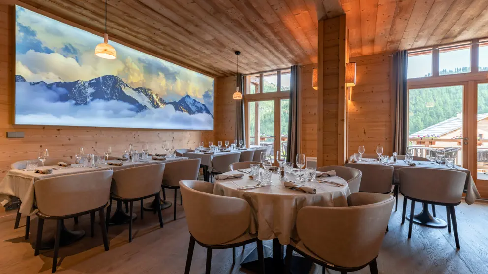 Hotel Chalet Blanc Montgenevre Restaurant 2 [6]