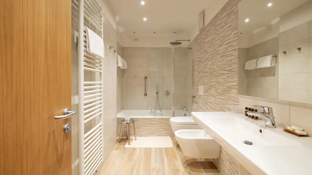 Hotel Pontechiesa Cortina Bathroom [5]