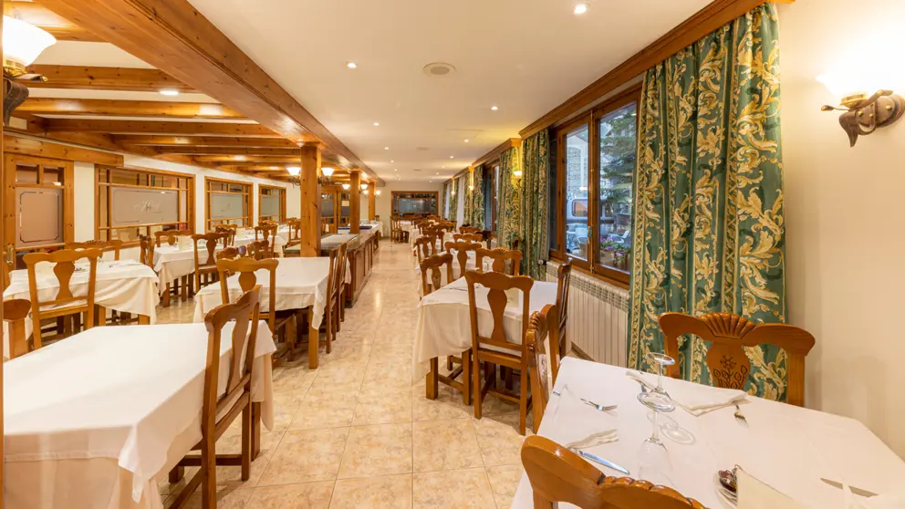 Soldeu Maistre Hotel Restaurant (1) [5]