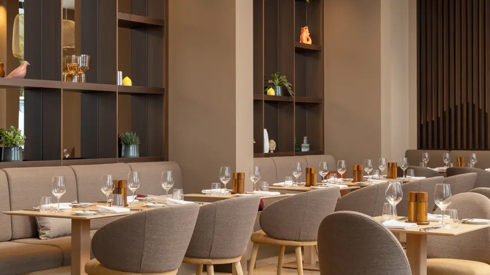 Hotel Hilton Garden Inn Davos Restaurant [3]