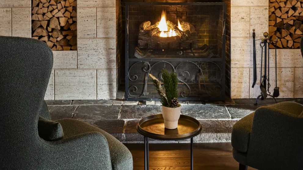 Hotel Boglerhof Alpbach Bar Fireplace [7]