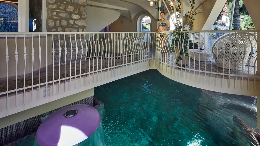 Inghams Italy Dolomites Colfosco Hotel Mezdi Indoor Pool [4]