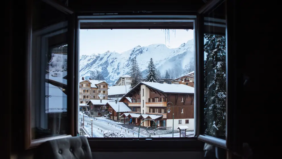 Hotel Christiania La Clusaz Double Bedroom View [4]