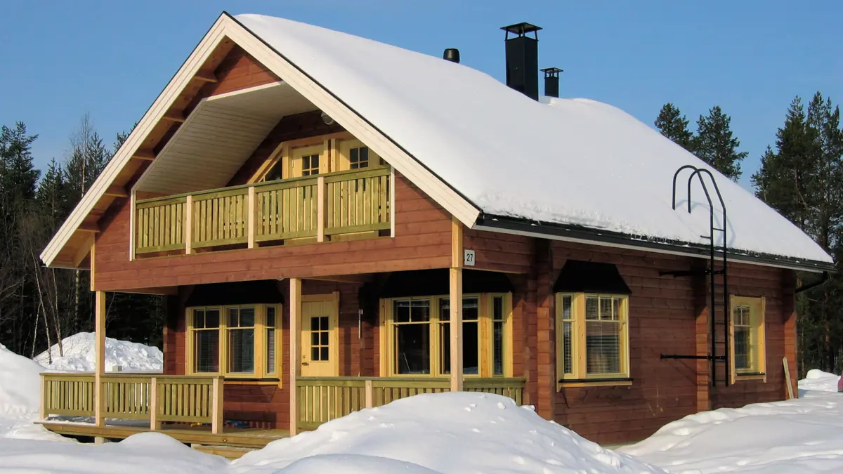 Immelmokit Cabin Exterior