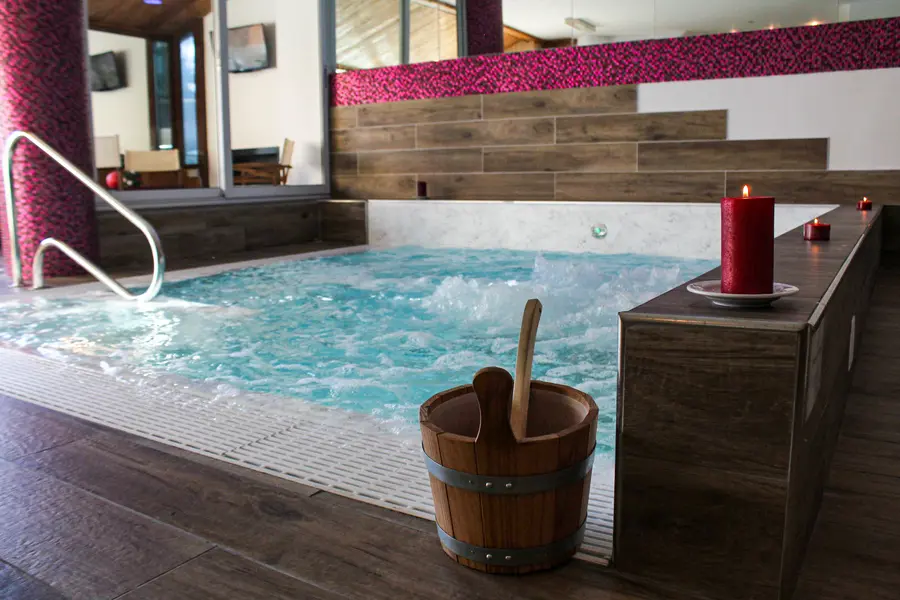Inghams Italy Milky Way Grand Hotel Sestriere Hottub