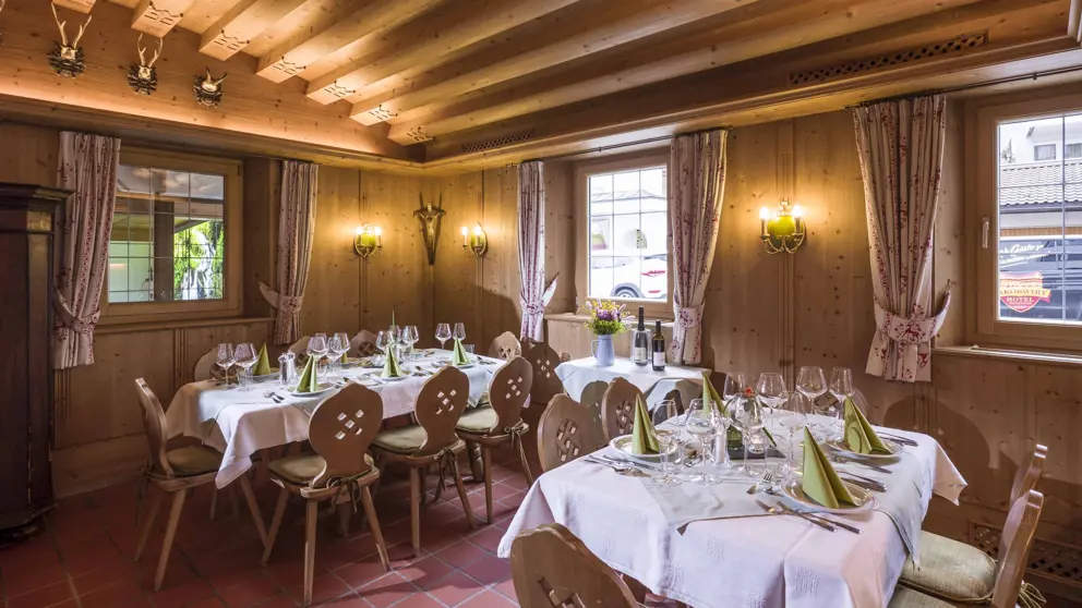 Hotel Jakobwirt Westendorf Fam Wurzenrainer Stube 2 [9]