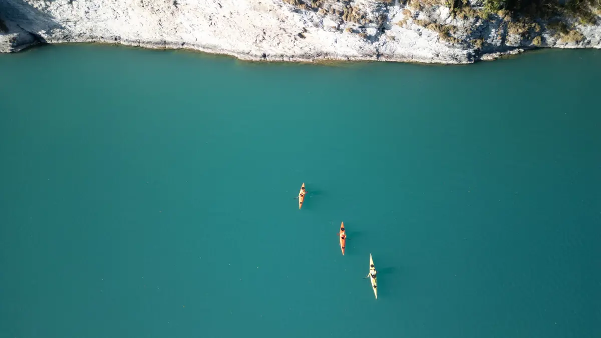 Interlaken Brienzer Lake Winter Kayak