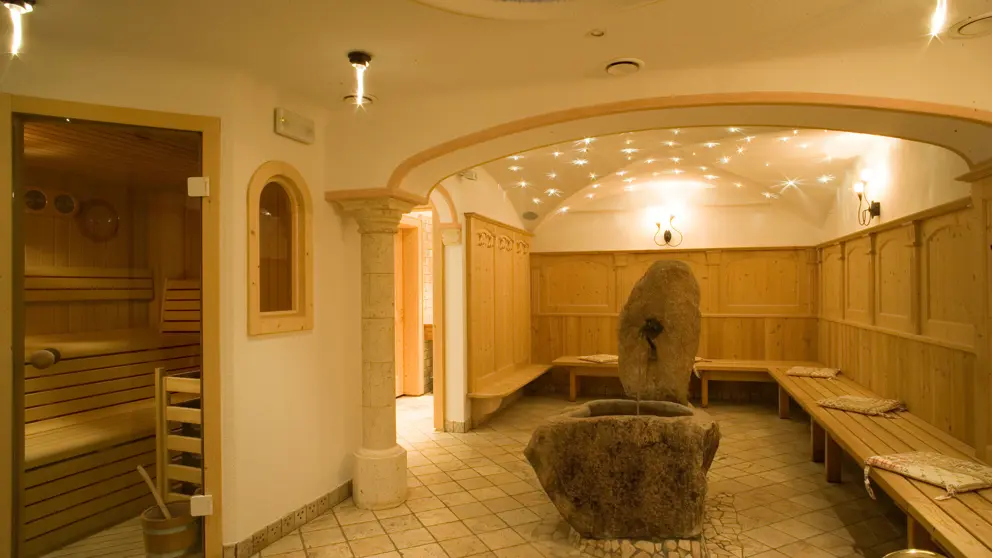 Pension Angelo, Corvara, Dolomites, Spa [3]