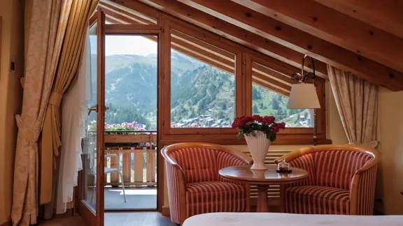 Charm Matterhorn view room