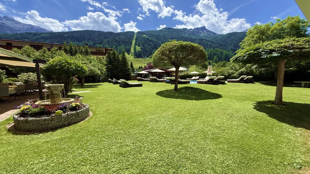 Alpenhotel Tirolerhof Neustift Summer Garden 2 [7]