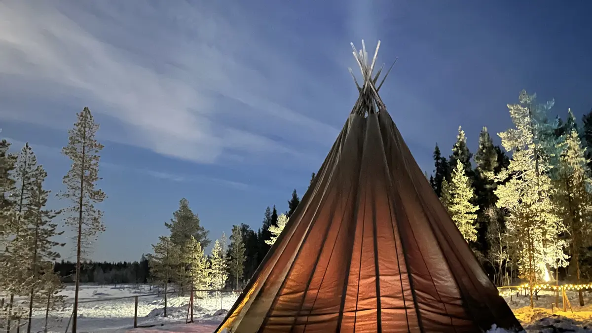 Yllas Tipi