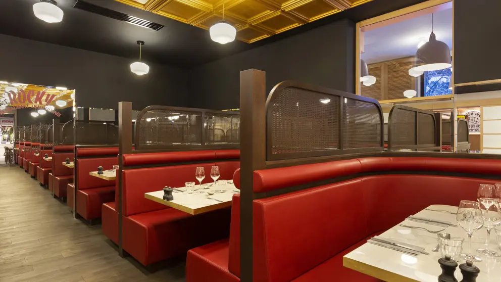 Rocky Pop Flaine Restaurant [8]