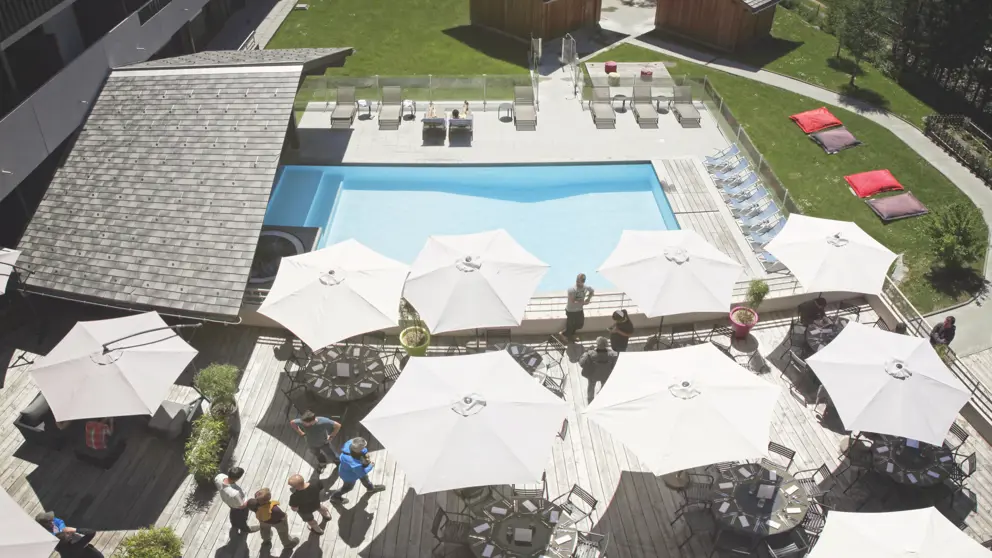 Le Refuge Des Aiglons Chamonix Outdoor Pool [1]