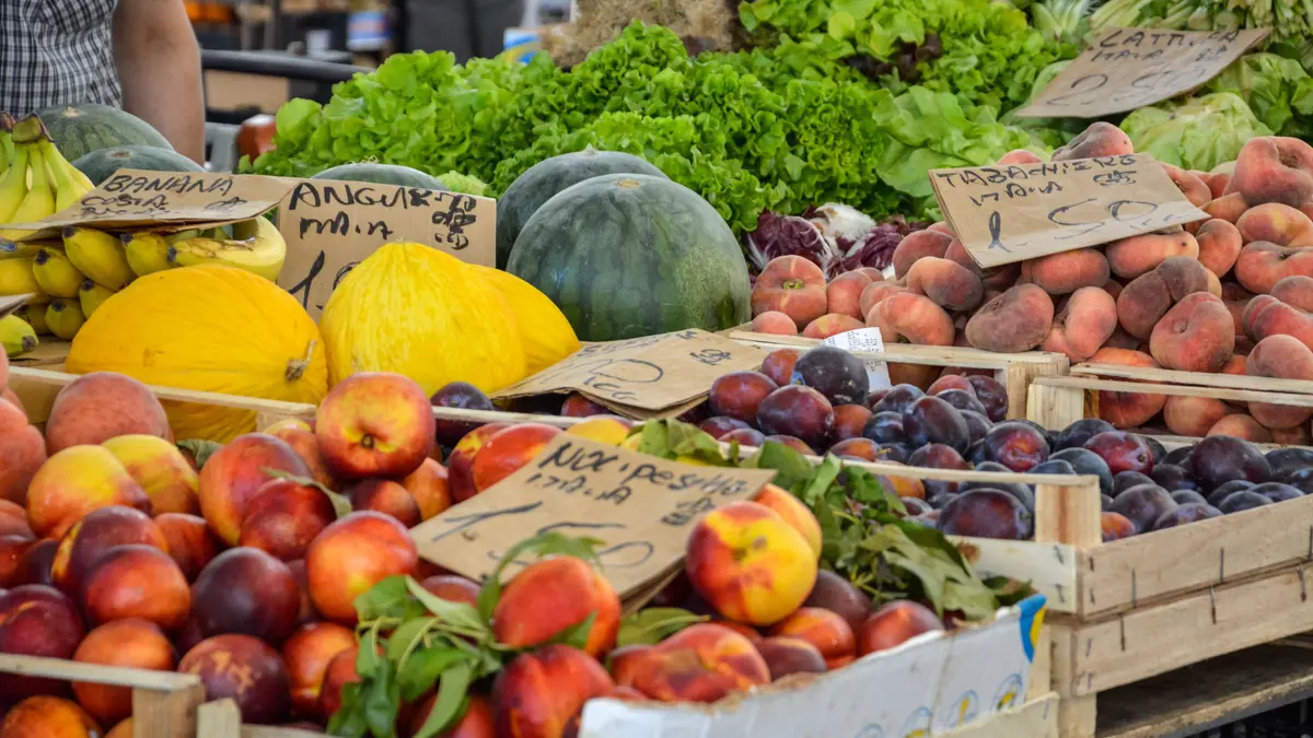 Fruit and veg market cinque terre