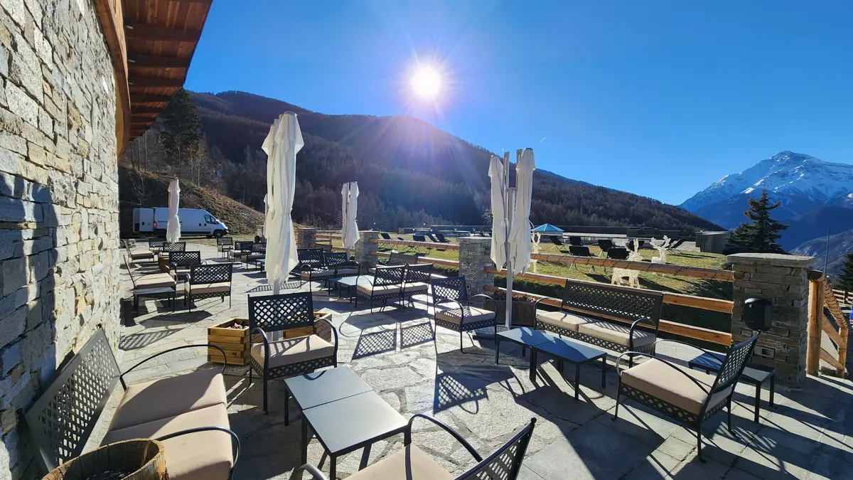 Inghams Italy Via Lattea Sauze D'oulx Chaberton Lodge Terrace