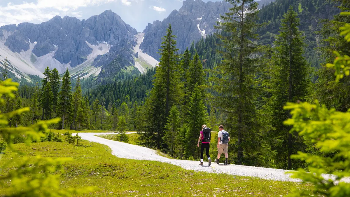 Hike to the Eppzirler Alm ©Region Seefeld