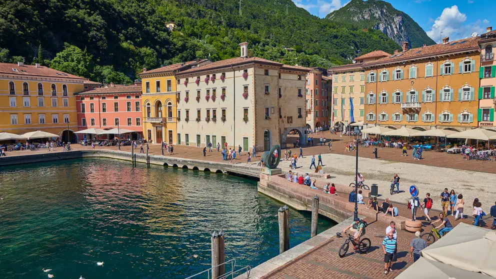 Hotel Sole Relax Panorama. Riva Del Garda, Harbour and Main Square [6]