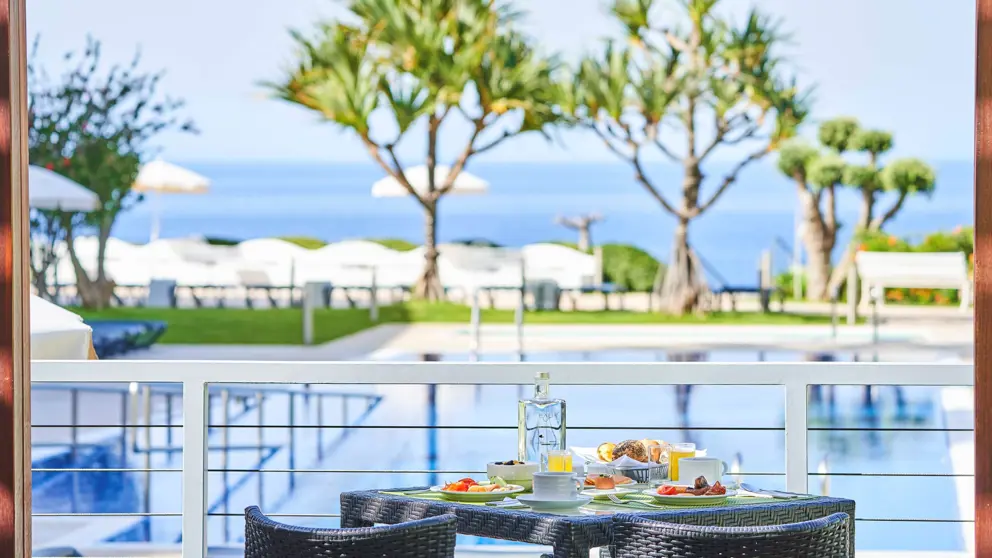 Golden Residence Hotel Funchal Restaurant Terrace [4]