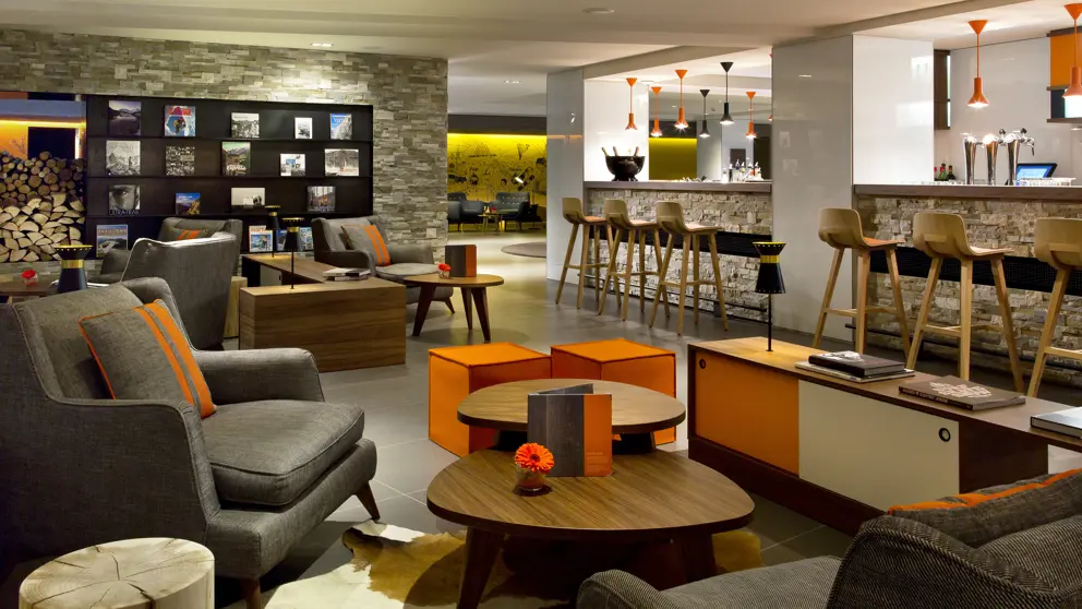 Hotel Heliopic Chamonix Bar Lounge [6]
