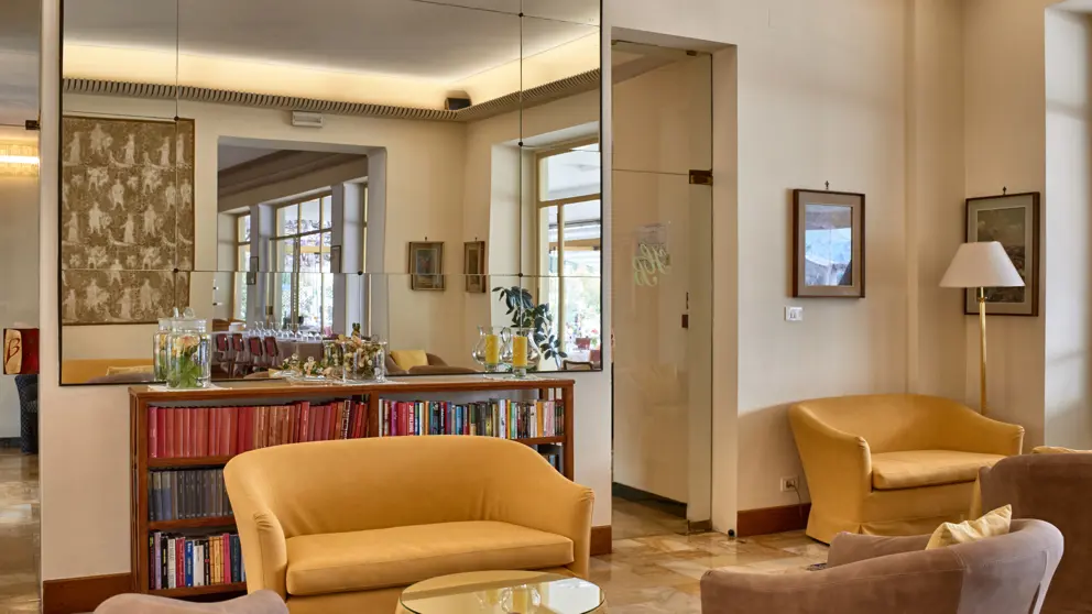 Hotel Bellavista, Menaggio, Lake Como, Lounge [7]