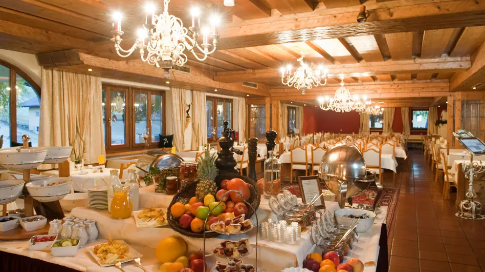 Hotel Unterhof Filzmoos Breakfast Buffet [5]