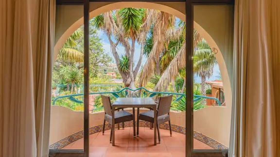 Twin garden view room balcony